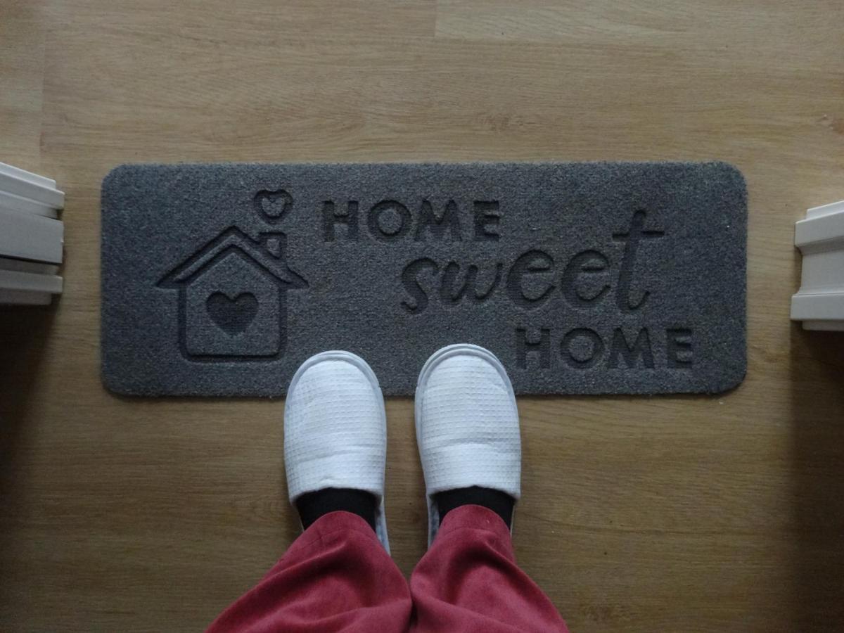 Notte Di Note - Home Hospitality Busto Arsizio Bagian luar foto