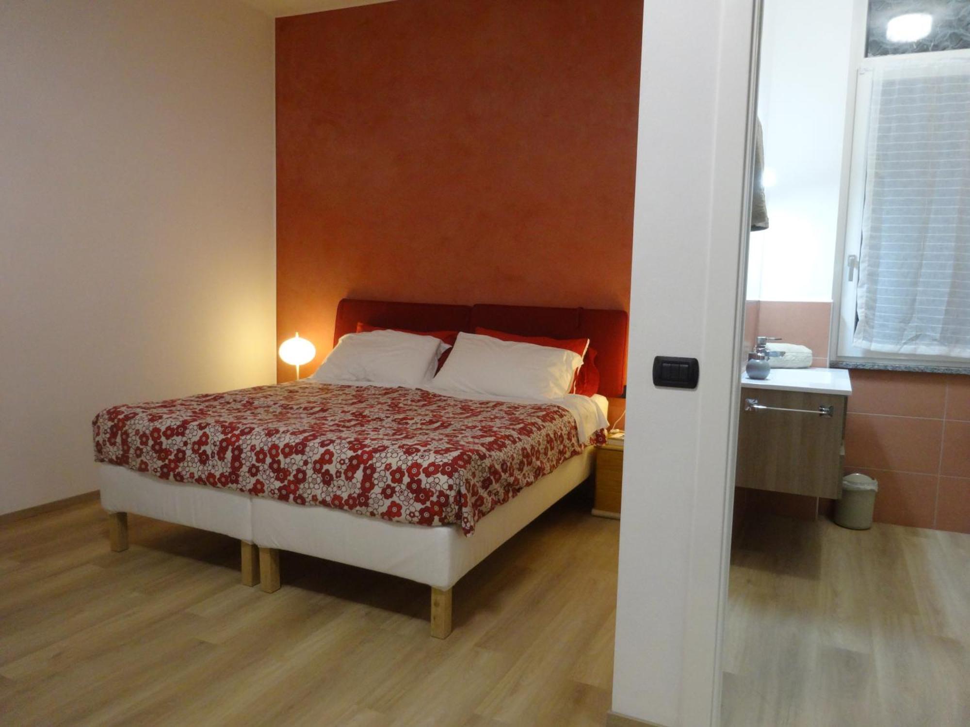 Notte Di Note - Home Hospitality Busto Arsizio Bagian luar foto
